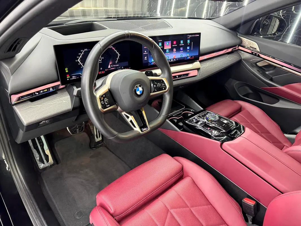 GCC Specs | Original Paint | AGMC Warranty Package 2029 | AGMC Service Contract 2029-17-17