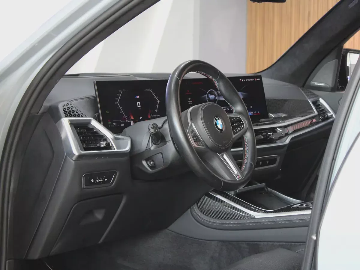 2024 - BMW X7 M60i xDrive - Prestige Condition for 290,000.00 AED-10-10