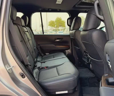 2025 Toyota Land Cruiser GXR 4.0l, Dealer Warranty, GCC Specifications-11