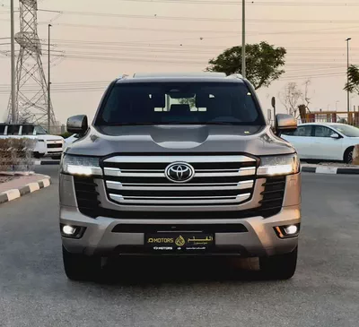 2025 Toyota Land Cruiser GXR 4.0l, Dealer Warranty, GCC Specifications-1