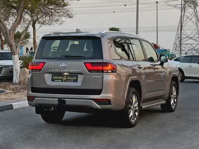 2025 Toyota Land Cruiser GXR 4.0l, Dealer Warranty, GCC Specifications-6