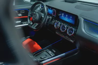 Brand New 2025 Mercedes-Benz GLA 200 | GCC Specs | Zero Mileage-13