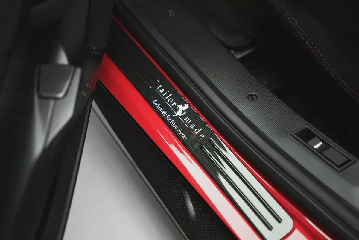 2019 FERRARI 488 PISTA PILOTI WITH 7 YEARS WARRANTY-16-16