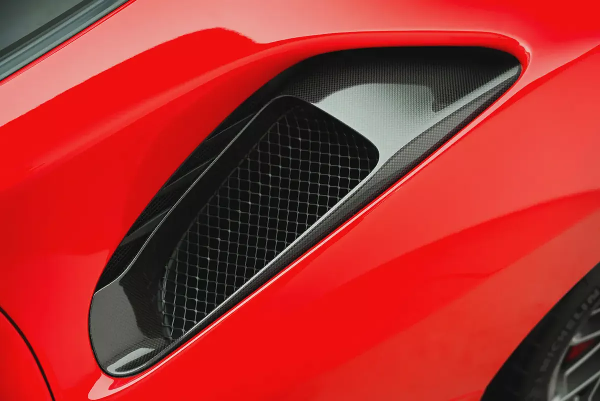 2019 FERRARI 488 PISTA PILOTI WITH 7 YEARS WARRANTY-18-18
