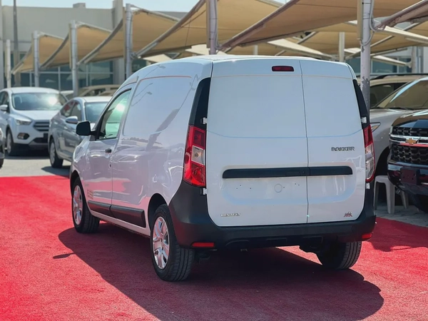 2022 Renault Dokker | Manual | Van | GCC | Ref#1002