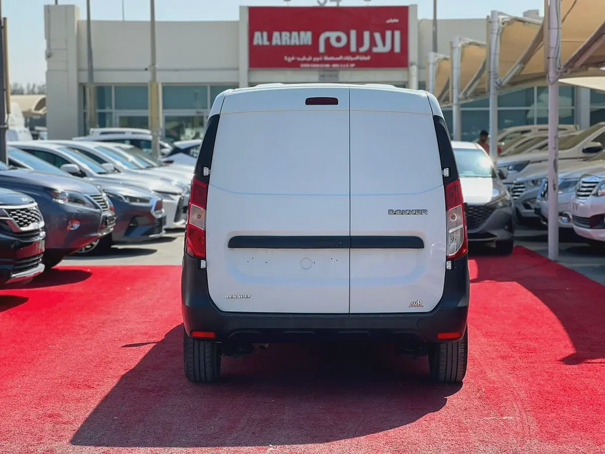 2022 Renault Dokker | Manual | Van | GCC | Ref#1002-4-4