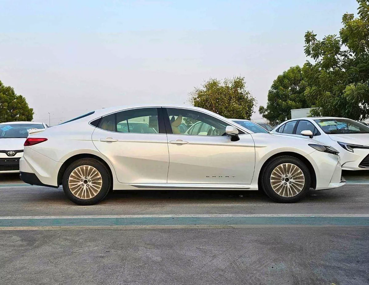 Toyota Camry GLE LE || 2.5L V4 PETROL | PUSH START | DVD CAMERA | SUNROOF (CODE # CPTLE)-1-0