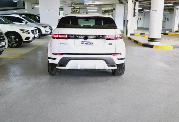 LIKE NEW R-Dynamic HSE 2022 - GCC Specs