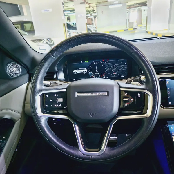 LIKE NEW R-Dynamic HSE 2022 - GCC Specs
