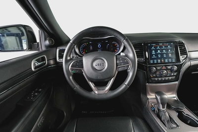 Jeep Grand Cherokee Limited-GCC-Al Futtaim Warranty  Service Contract-Full Service History-Blac-14