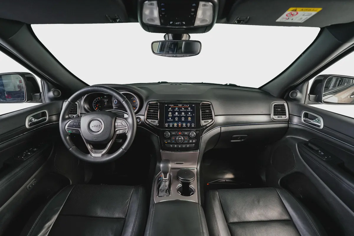 Jeep Grand Cherokee Limited-GCC-Al Futtaim Warranty  Service Contract-Full Service History-Blac-9-9