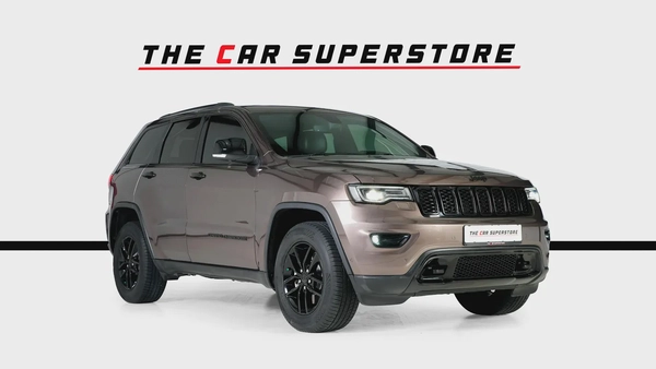 Jeep Grand Cherokee Limited-GCC-Al Futtaim Warranty  Service Contract-Full Service History-Blac