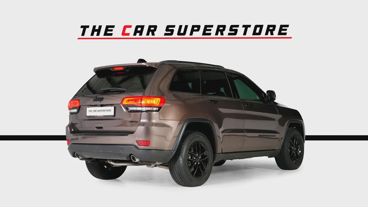 Jeep Grand Cherokee Limited-GCC-Al Futtaim Warranty  Service Contract-Full Service History-Blac-7-7