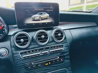 مرسيدس بنز C200 موديل 2018 خليجي | فل أوبشن | محرك 2.0 تيربو | ناقل 9G-TRONIC | جلد أحمر | كاميرا خل-10
