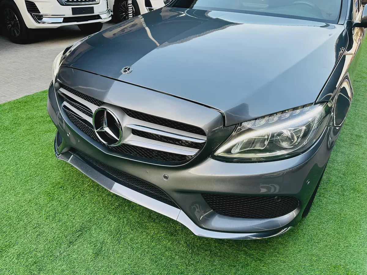 مرسيدس بنز C200 موديل 2018 خليجي | فل أوبشن | محرك 2.0 تيربو | ناقل 9G-TRONIC | جلد أحمر | كاميرا خل-19-19