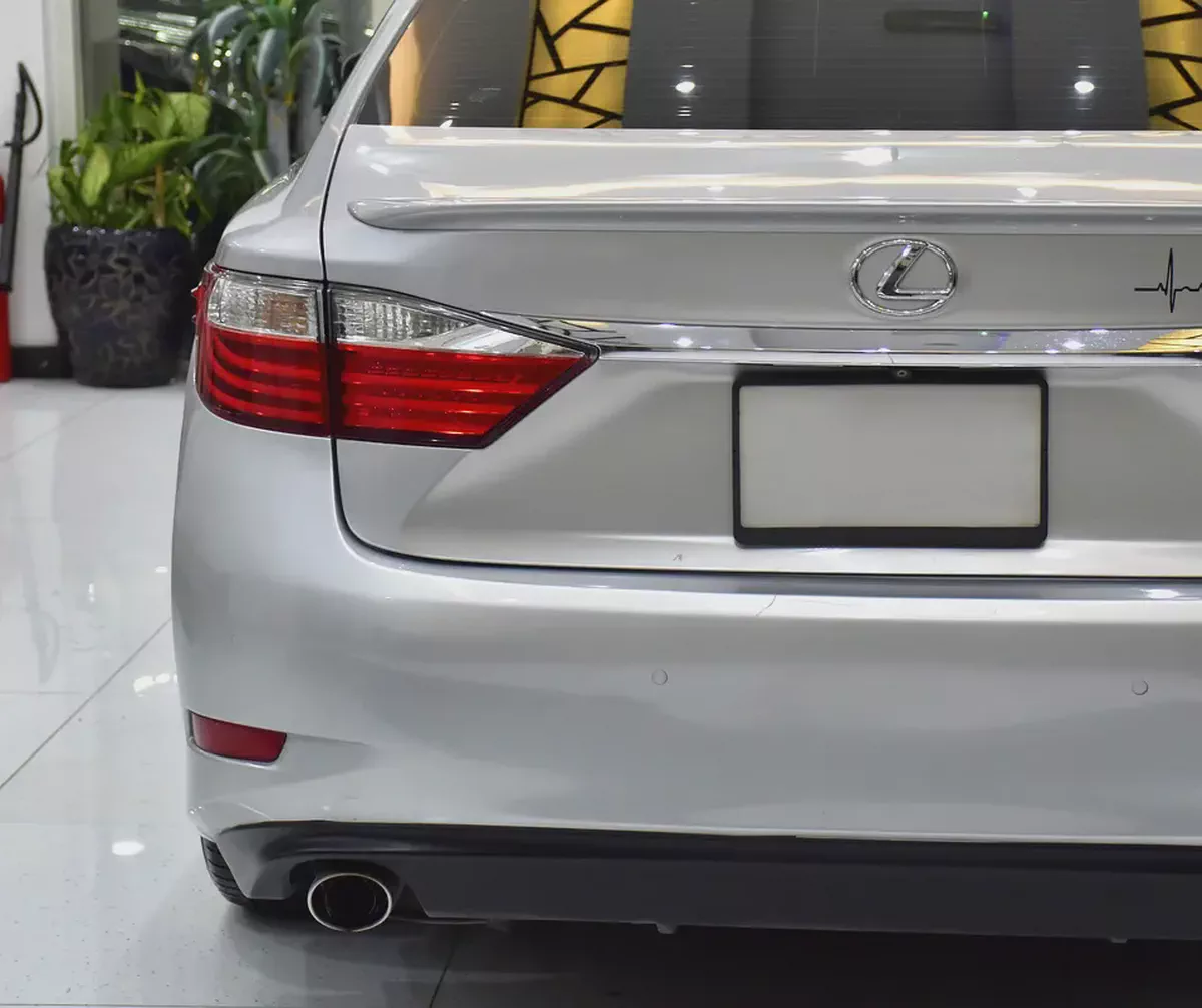 EXCELLENT DEAL for our Lexus ES350 ( 2015 Model ) in Silver Color American Specs-7-7