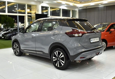 Nissan Kicks ( 2022 Model ) in Grey Color GCC Specs-2