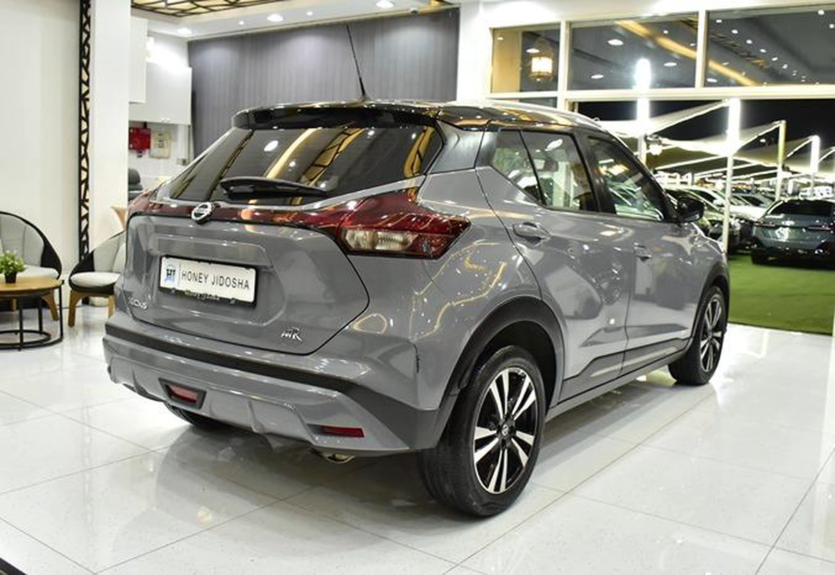 Nissan Kicks ( 2022 Model ) in Grey Color GCC Specs-9-9
