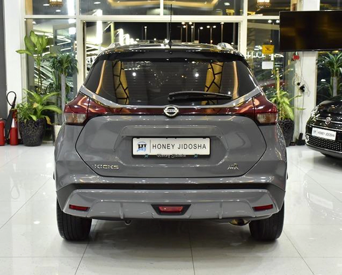 Nissan Kicks ( 2022 Model ) in Grey Color GCC Specs-10-10