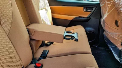 Toyota Fortuner EXR FORTUNER SR5 2.7L V4 PETROL mid options-15