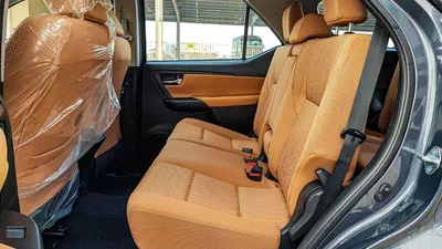 Toyota Fortuner EXR FORTUNER SR5 2.7L V4 PETROL mid options-17