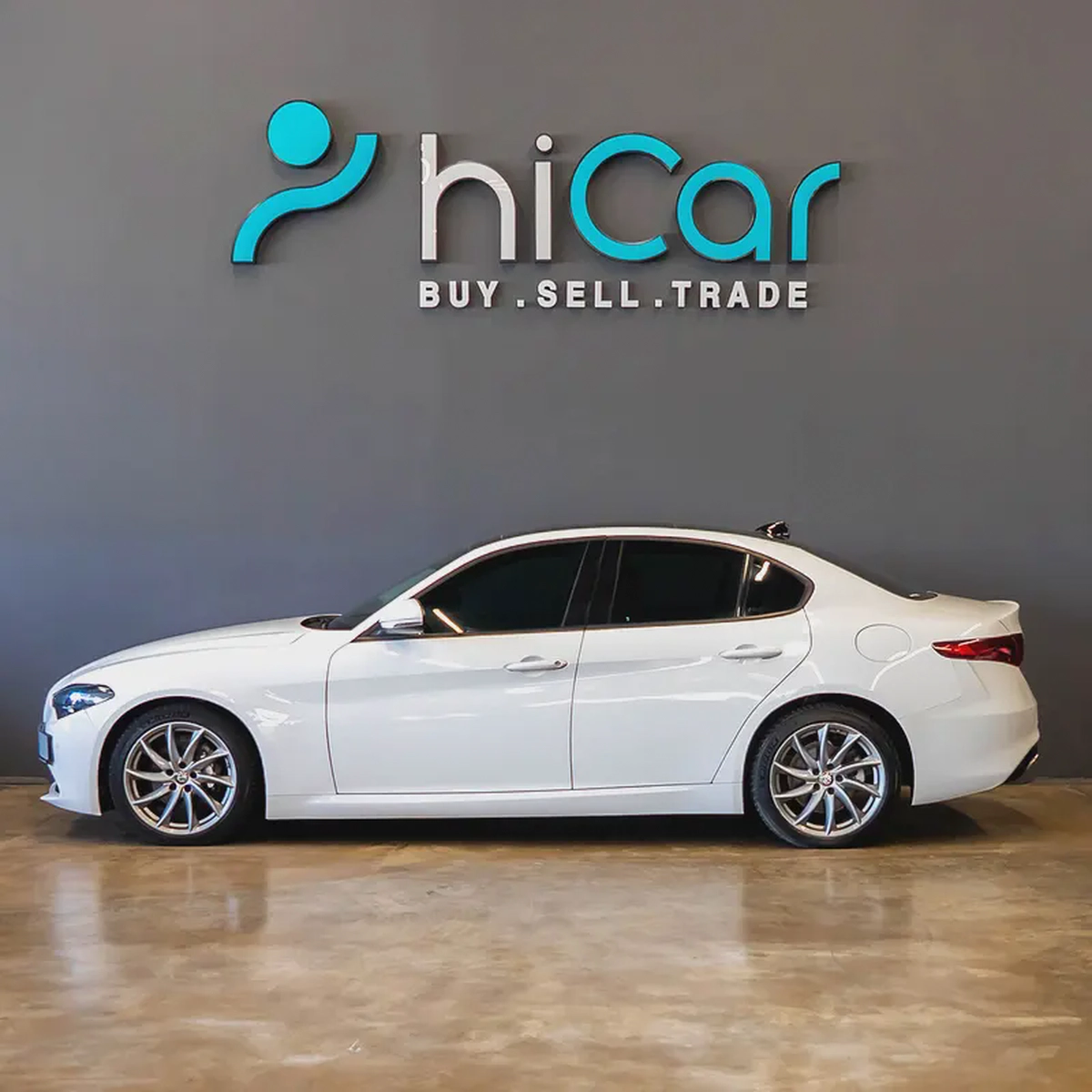 AED 957 P.M • 0% Downpayment •  Alfa Romeo Giulia • 1 Year Warranty-1-1