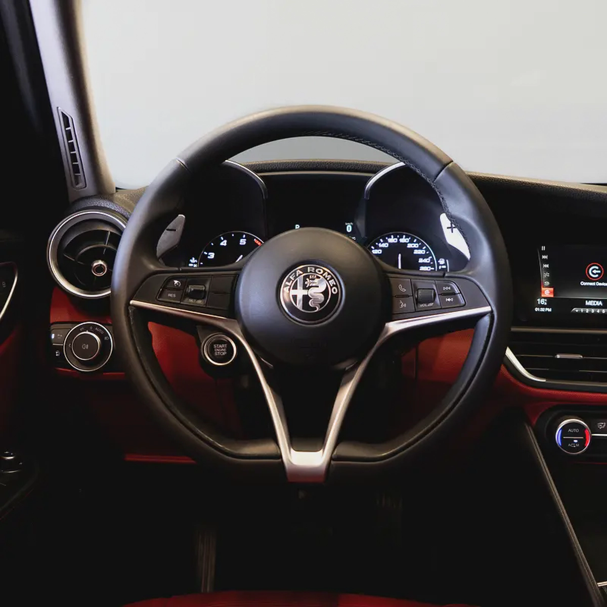 AED 957 P.M • 0% Downpayment •  Alfa Romeo Giulia • 1 Year Warranty-7-7