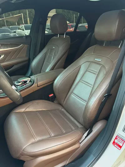 MERCEDES BENZ AMG E63 KOREAN 2018
Perfect Condition
5 buttons Full option
Full Carbon Fiber-6
