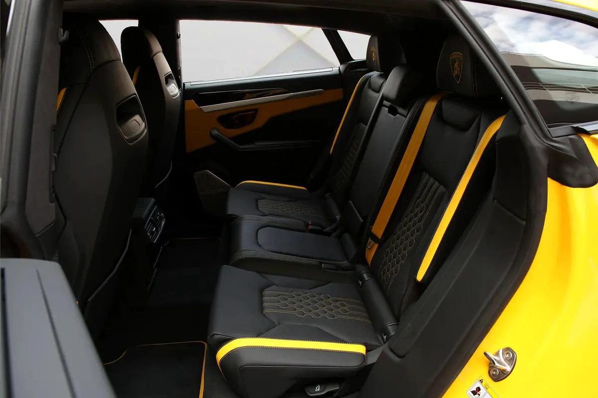 2025 LAMBORGHINI URUS SE - BRAND NEW - FULLY LOADED - LOCAL REGISTRATION-7-7