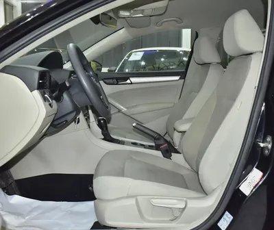 AED 635 EMi at 0% DP | Volkswagen Passat ( 2020 Model ) in Black Color GCC Specs-9