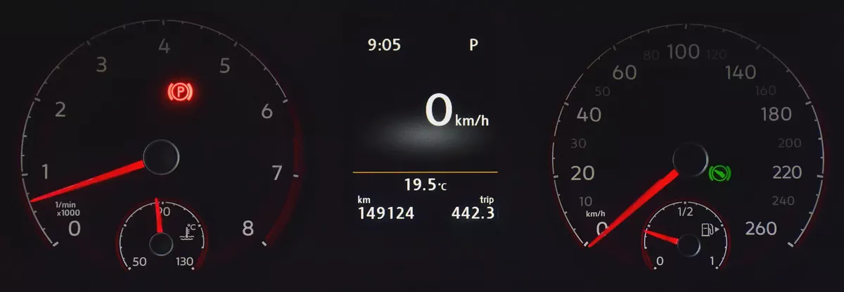 AED 635 EMi at 0% DP | Volkswagen Passat ( 2020 Model ) in Black Color GCC Specs-12-12