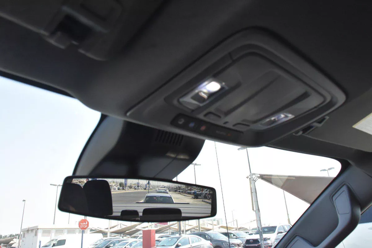 GMC SIERRA ELEVATION 2025 | WHITE-3-3