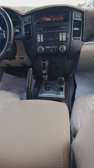 Reliable Mitsubishi Pajero 2010 | GCC Specs | Well Maintained-13