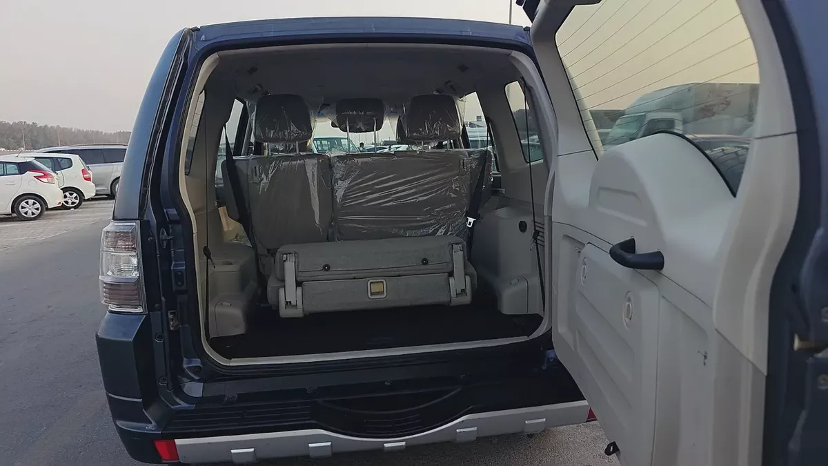 Reliable Mitsubishi Pajero 2010 | GCC Specs | Well Maintained-18-18