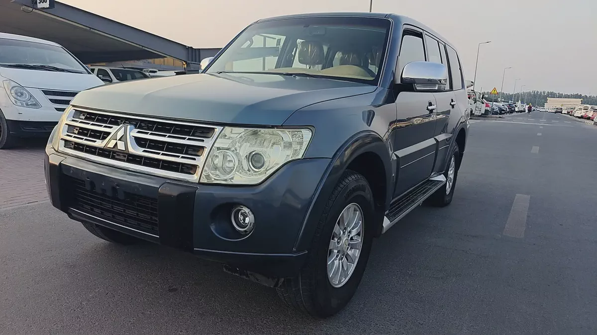 Reliable Mitsubishi Pajero 2010 | GCC Specs | Well Maintained-3-3