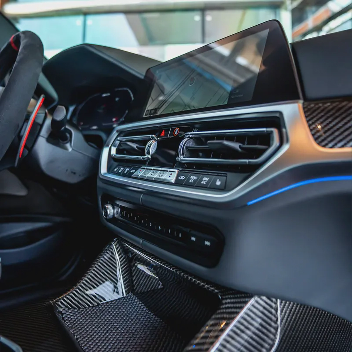 2023 BMW M4 CSL  GCC DONE ONLY 1000KM-12-12