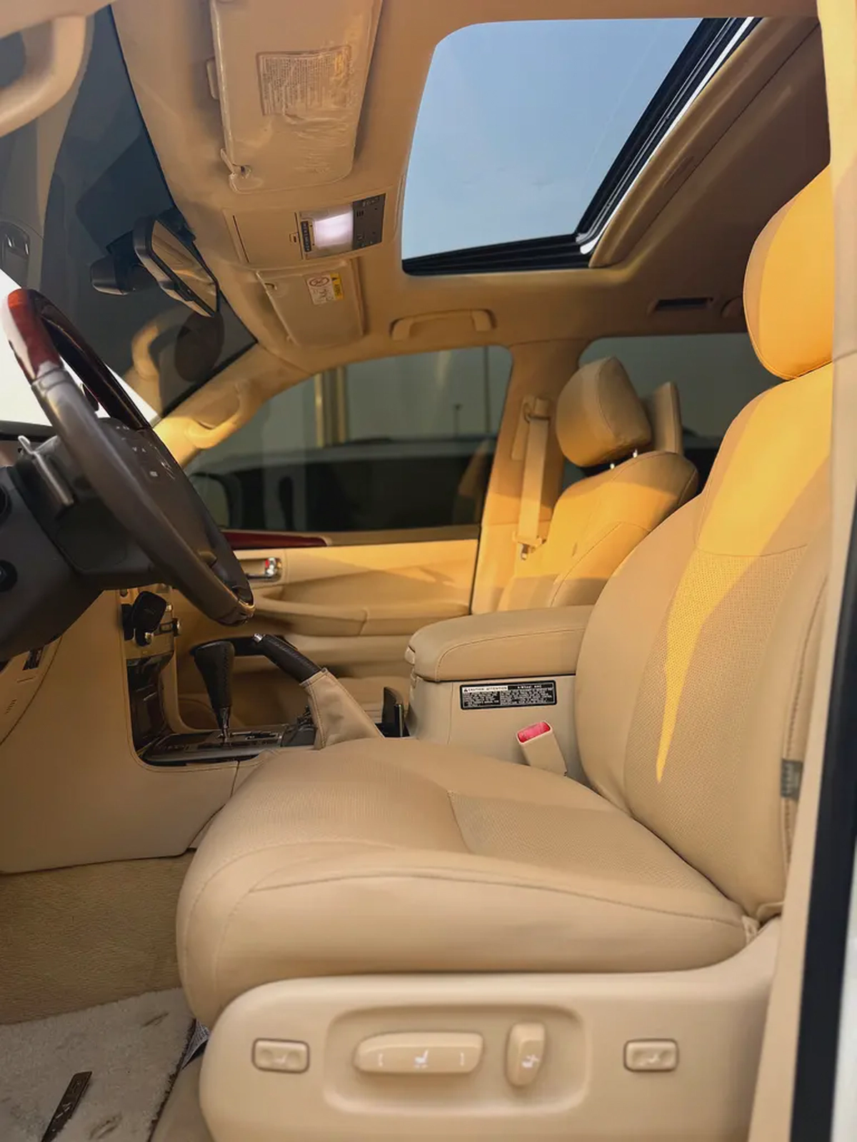 لكزس LX570 ابيضLexus LX 570 Sport 2015 | GCC Specs | Pristine Condition-11-11