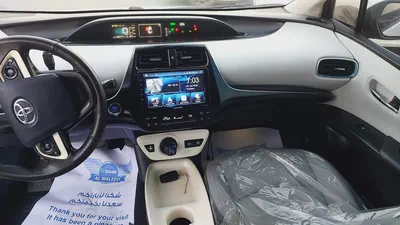 Toyota Prius Iconic 2017 GCC Specs-18