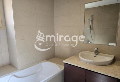 TOWNHOUSE FOR RENT IN KHUZAMA, AL RAHA GOLF GARDENS-5