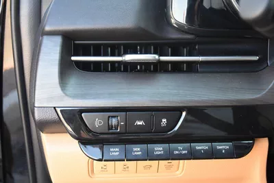 KIA CARNIVAL 7 SEATS 2023 | BLACK-14