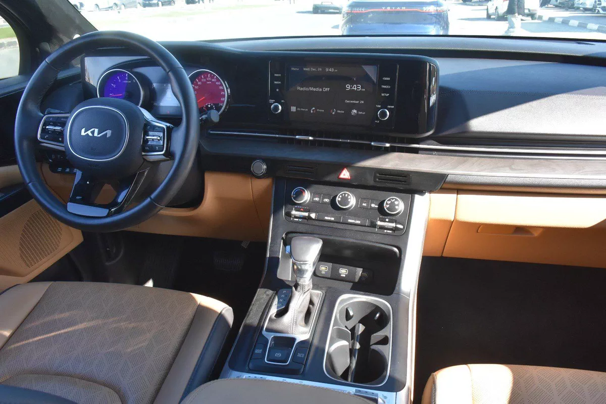 KIA CARNIVAL 7 SEATS 2023 | BLACK-2-2
