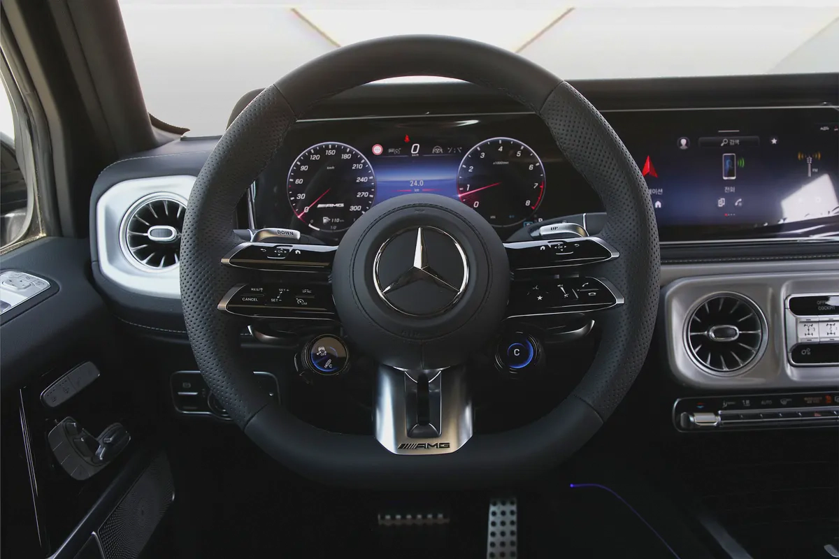 2026 MERCEDES BENZ G63 AMG - FULLY LOADED -BRAND NEW-11-11