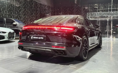 GCC Specs | Original Paint | Low Mileage | Well Maintained | Al Naboodah Full service history-3