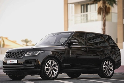 2018 | GCC Range Rover Vogue V6 HSE | Black | Low Mileage | Full service history-0