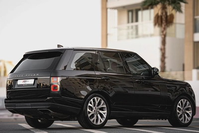 2018 | GCC Range Rover Vogue V6 HSE | Black | Low Mileage | Full service history-2
