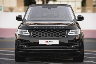 2018 | GCC Range Rover Vogue V6 HSE | Black | Low Mileage | Full service history-3