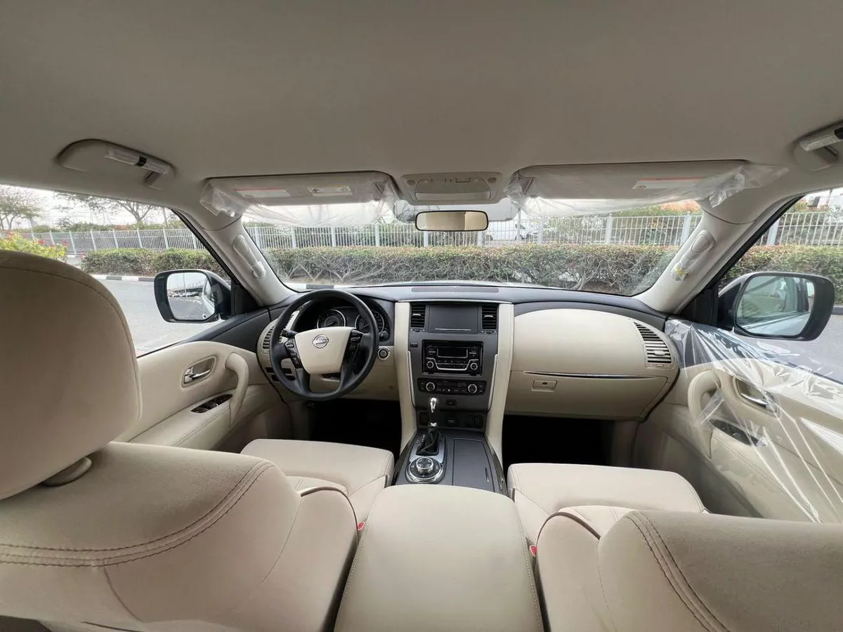 Nissan Patrol XE 4.0L-7-0