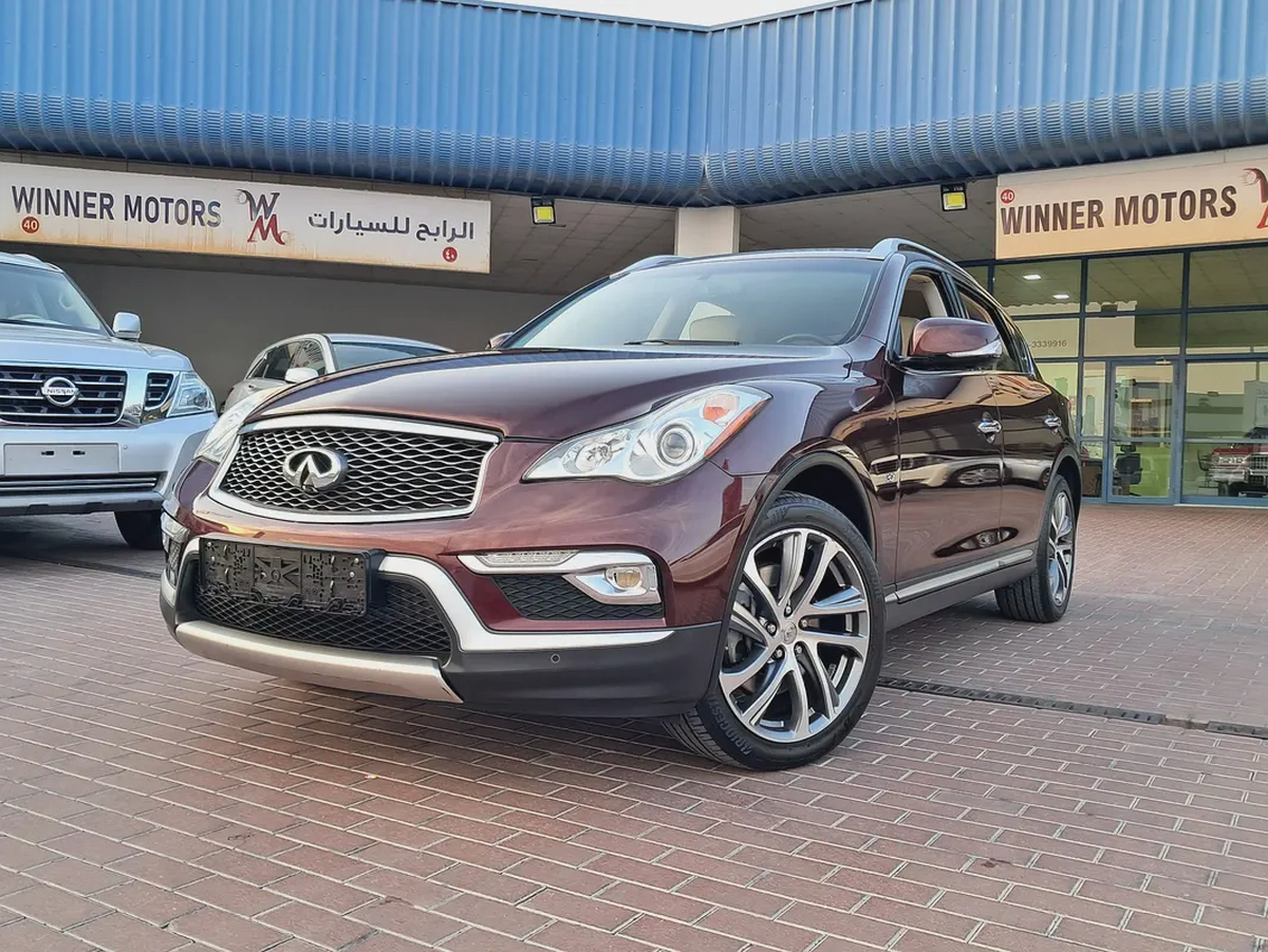 Infinite QX 50 Luxury (GCC) full options accident free single owner very well maintained-0-0