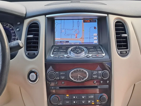 Infinite QX 50 Luxury (GCC) full options accident free single owner very well maintained