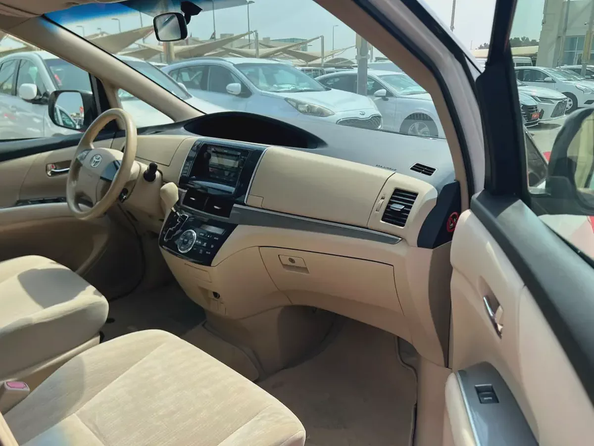 2020 Toyota Previa, 8 Seats, Cruise control, GCC, 2.4, V4, Ref#1155-9-9